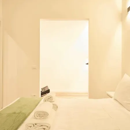 Santa Croce Stylish Floransa